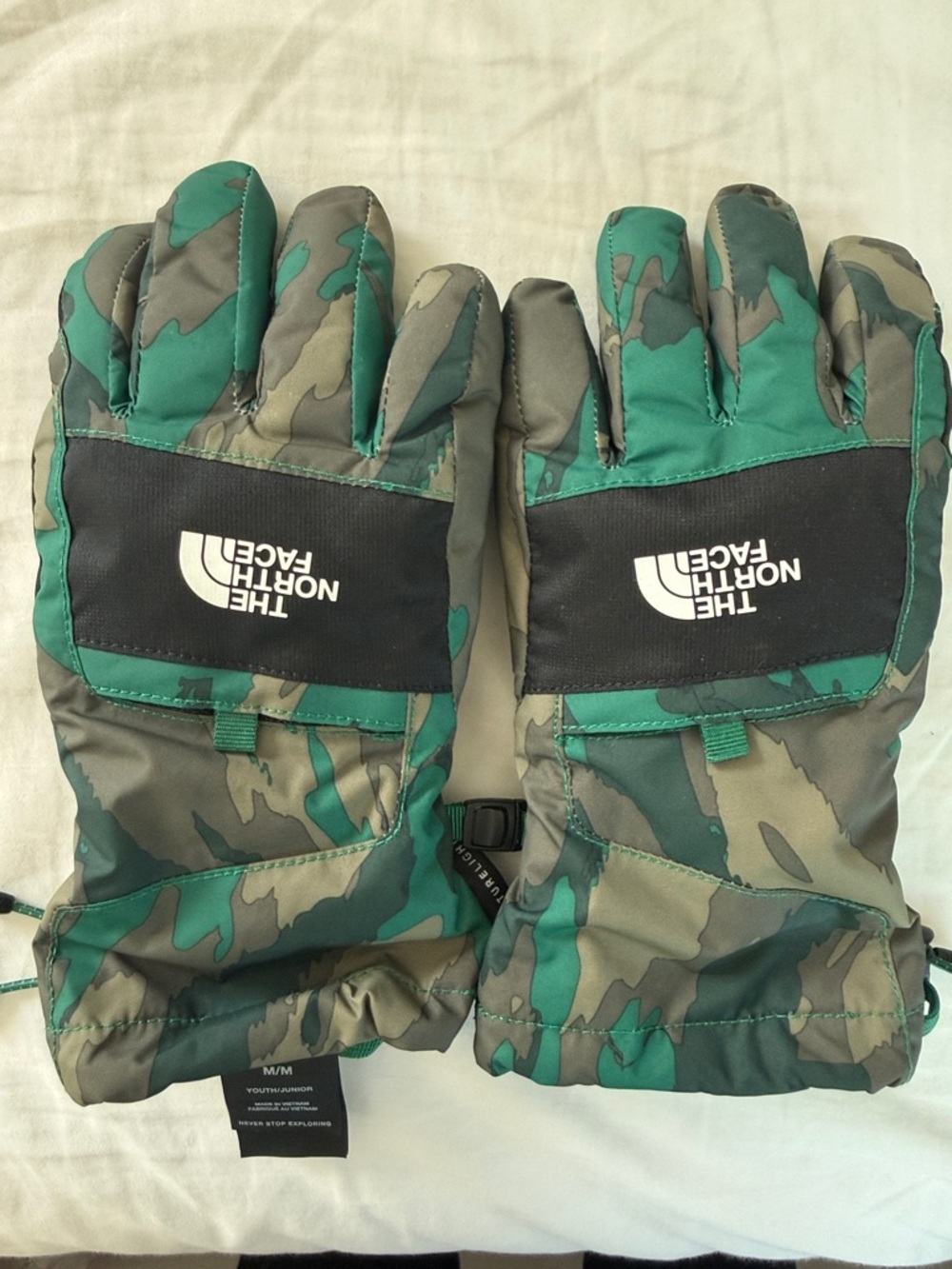 The North Face Green and Gray Camo Insulated Ski Gloves